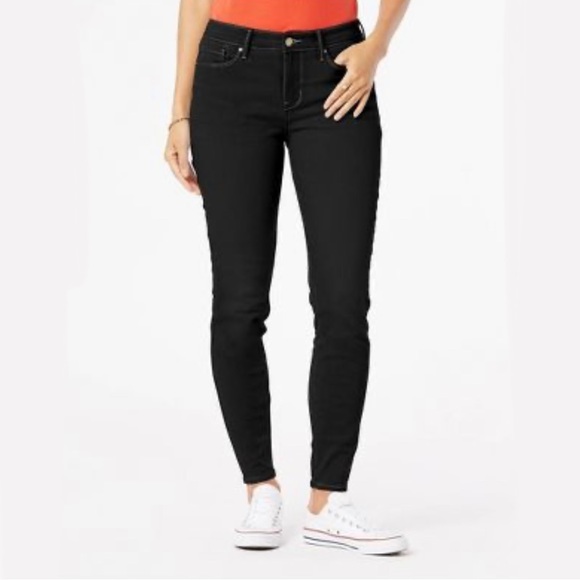 Denizen from Levi's Denim - DENIZEN by LEVI’S | mid rise skinny jeans black